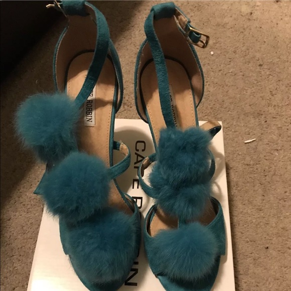 Sandals - Picture 2 of 2